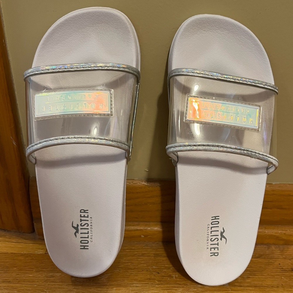 Women’s Iridescent Hollister slides | US Size 6